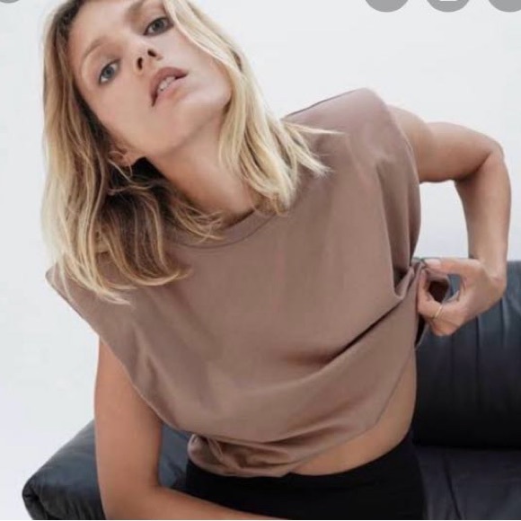 ZARA | padded Shoulder Muscle T Shirt Beige - Picture 3 of 4
